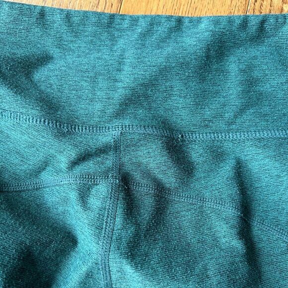Outdoor Voices Green Textured Compression Legging - Picture 8 of 8